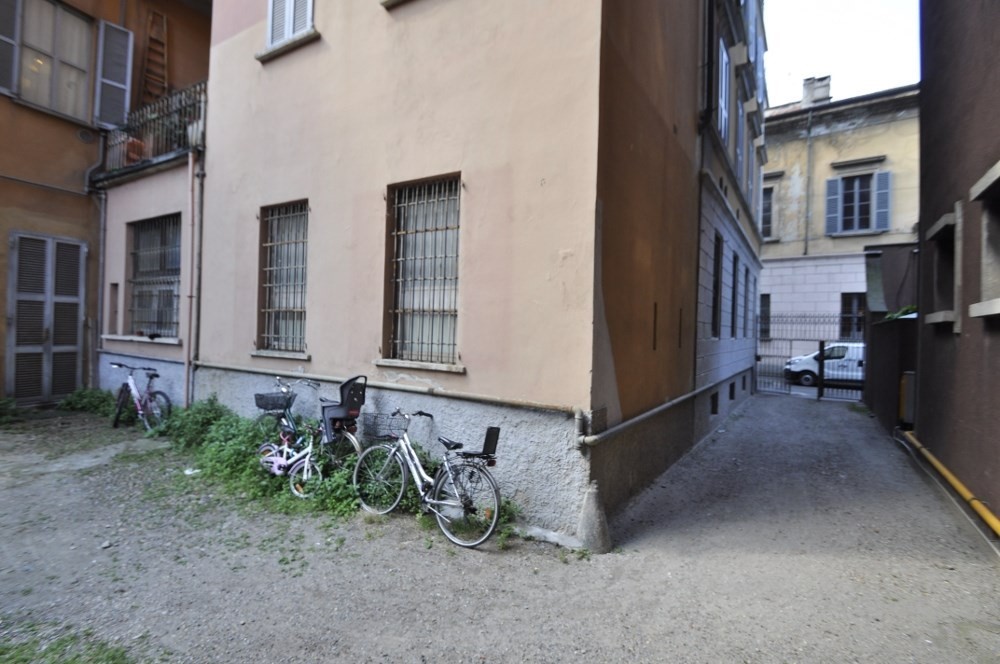 PPC private property consultants: Loft at the groundfloor of an historical businding in Sant'Ambrogio 