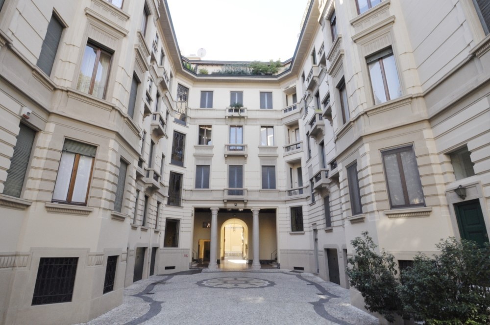 PPC private property consultants: Luxury Penthouse in San Babila, next to Conservatorio